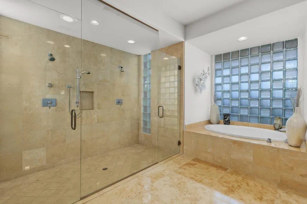 50220 Via Puente, La Quinta, California 92253 home-pic-23