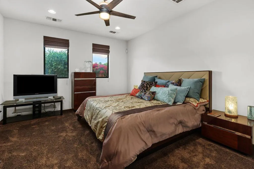 50220 Via Puente, La Quinta, California 92253 home-pic-27