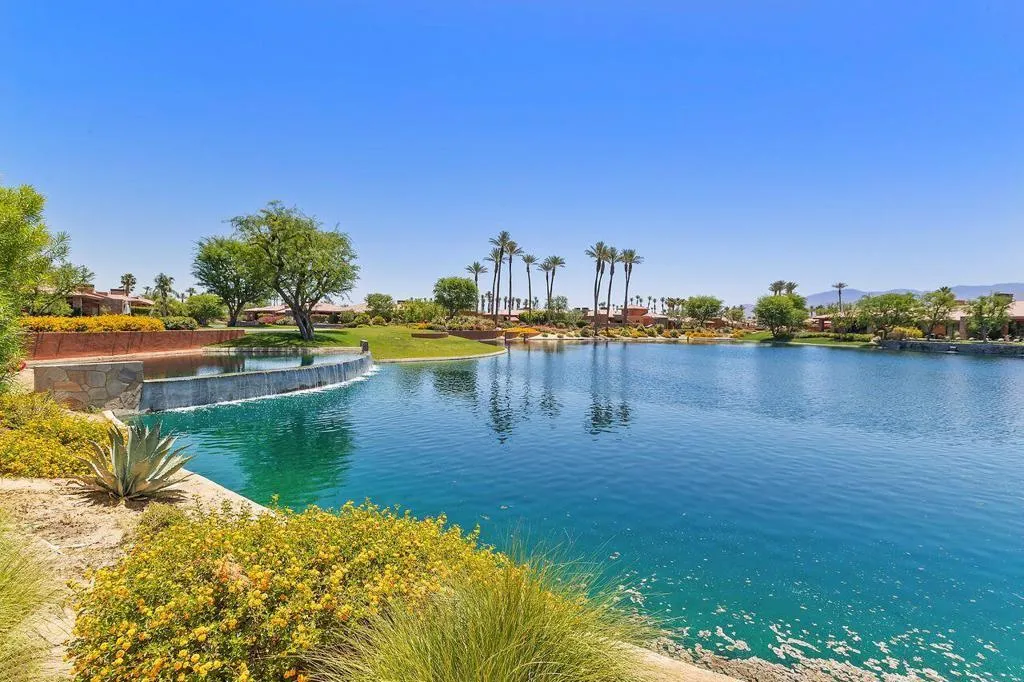 50220 Via Puente, La Quinta, California 92253 home-pic-60