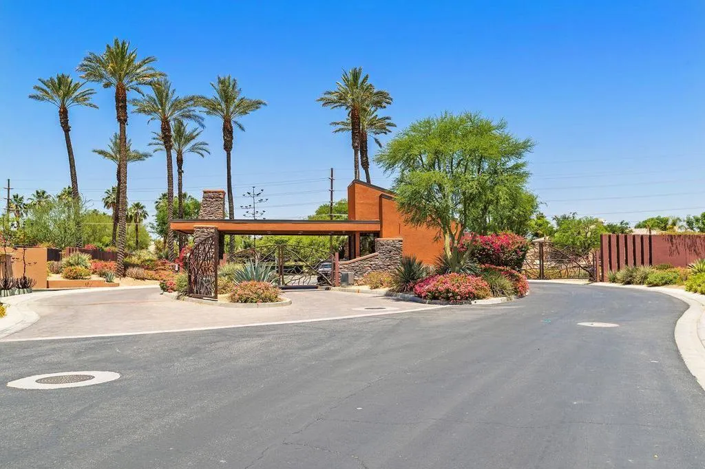 50220 Via Puente, La Quinta, California 92253 home-pic-62