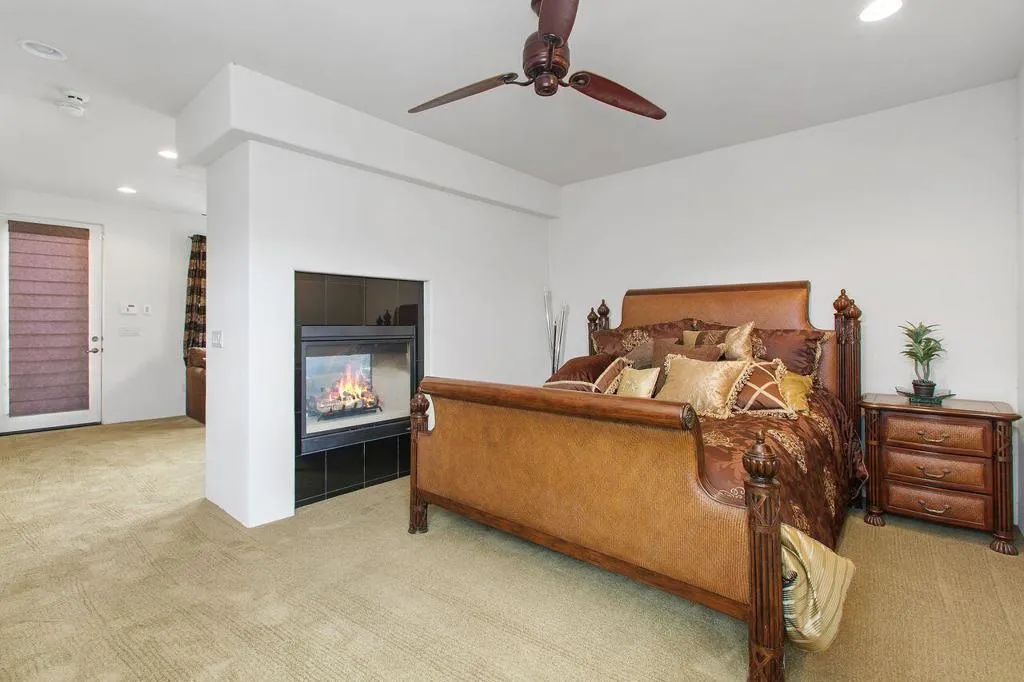 50220 Via Puente, La Quinta, California 92253 home-pic-30