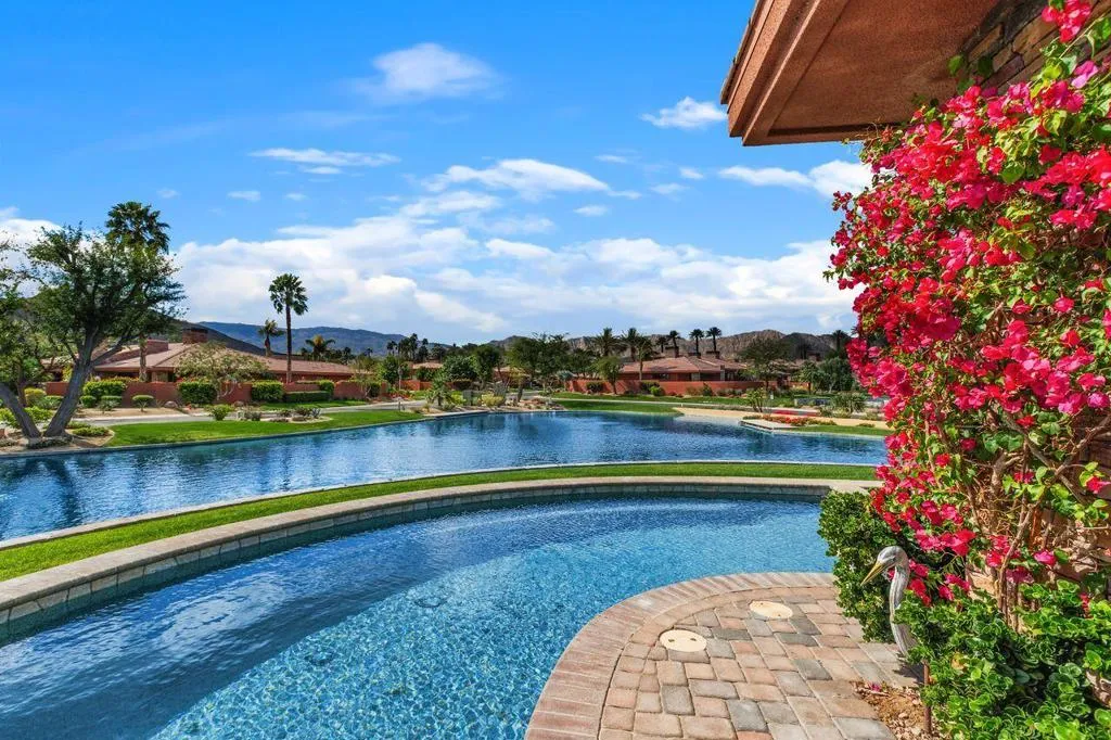50220 Via Puente, La Quinta, California 92253 home-pic-44