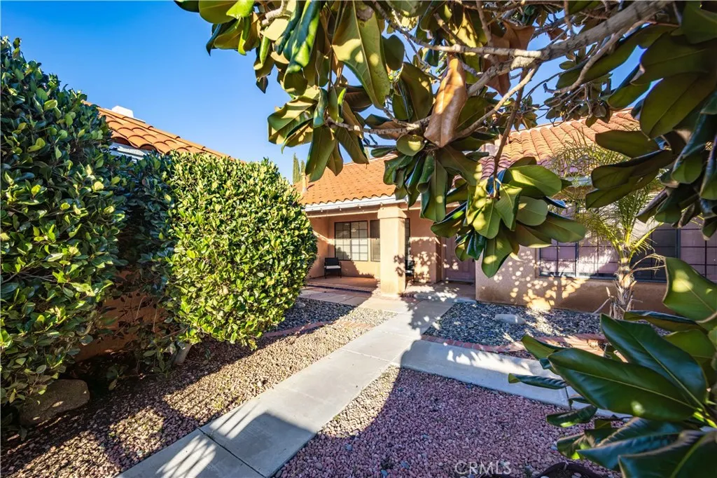 42734 56th Street West, Lancaster, California 93536 home-pic-4
