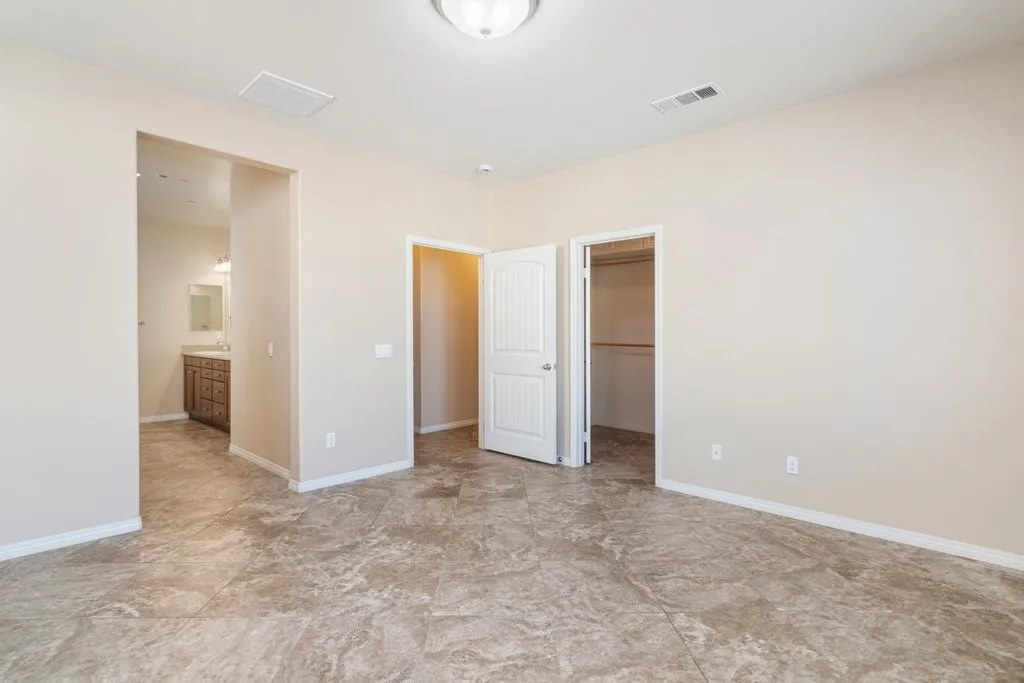 34701 Portarosa Street, Winchester, California 92596 home-pic-15