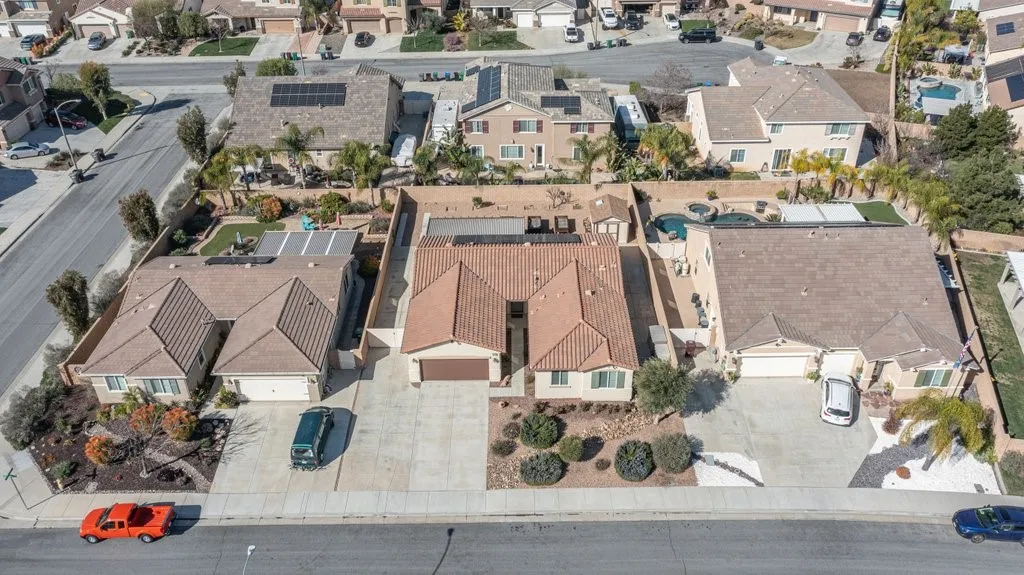 34701 Portarosa Street, Winchester, California 92596 home-pic-41