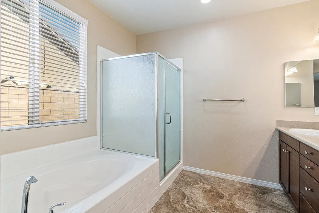 34701 Portarosa Street, Winchester, California 92596 home-pic-18