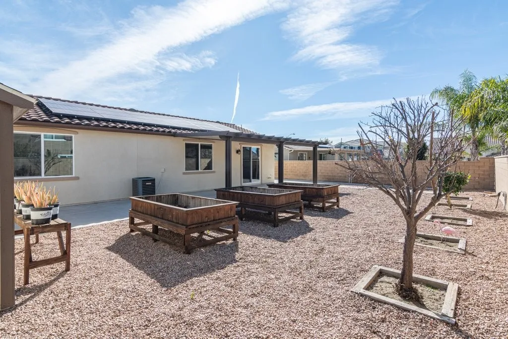 34701 Portarosa Street, Winchester, California 92596 home-pic-32
