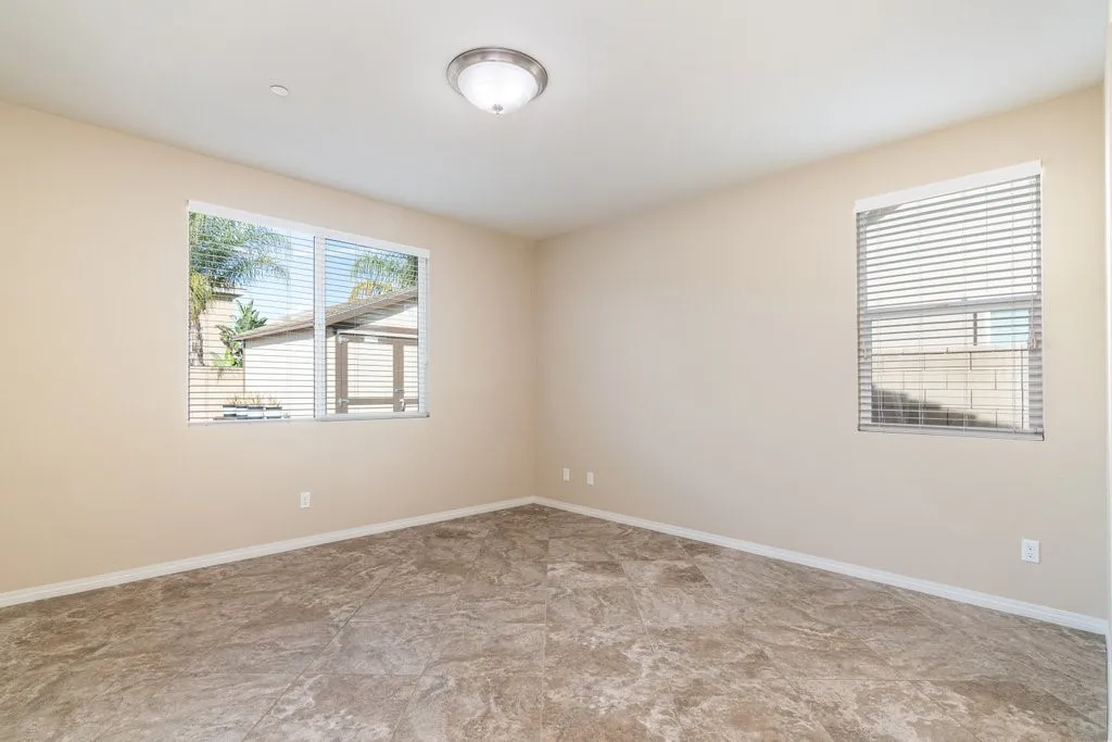34701 Portarosa Street, Winchester, California 92596 home-pic-14