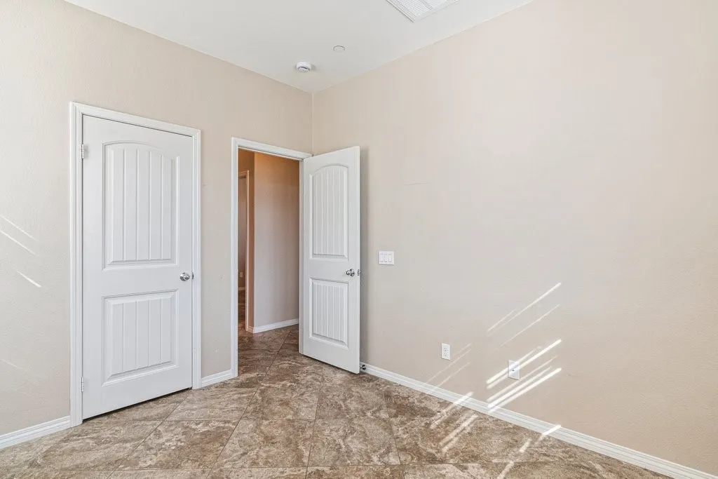 34701 Portarosa Street, Winchester, California 92596 home-pic-24