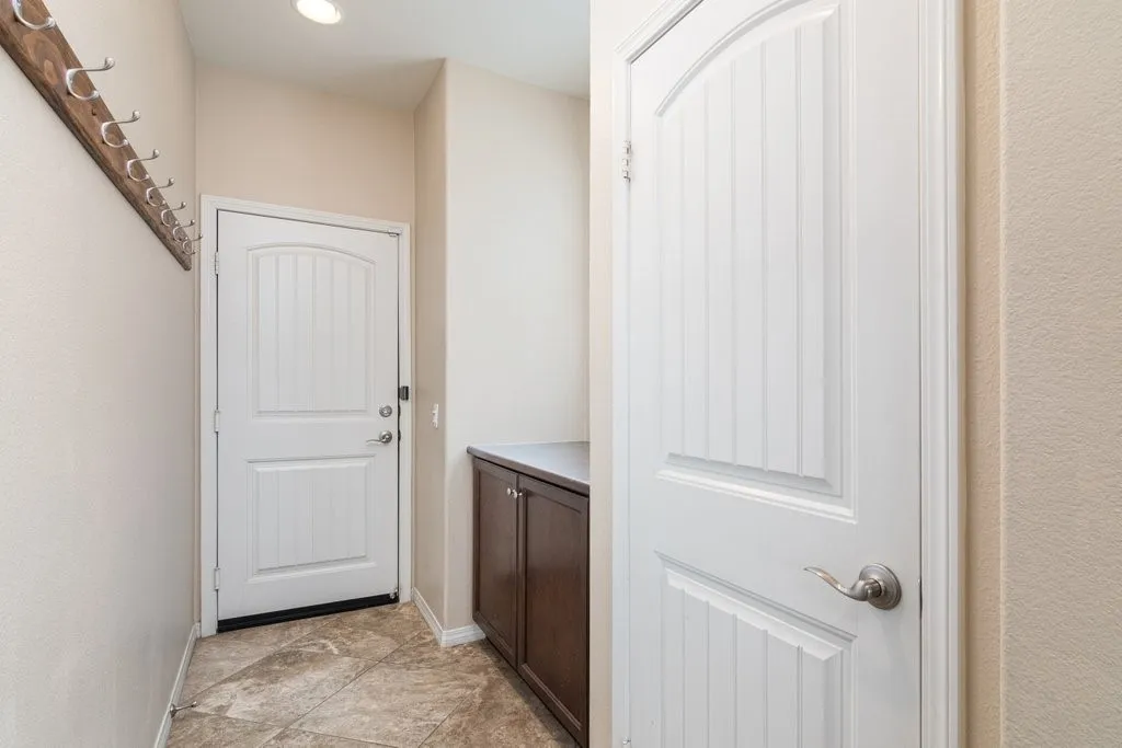 34701 Portarosa Street, Winchester, California 92596 home-pic-28