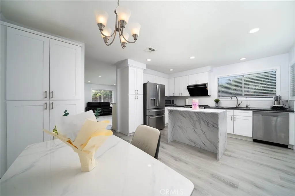 3986 Valle Vista Dr., Chino Hills, California 91709 home-pic-5