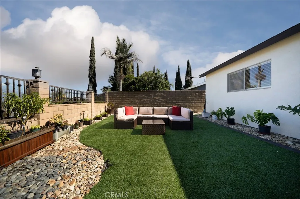 3986 Valle Vista Dr., Chino Hills, California 91709 home-pic-15