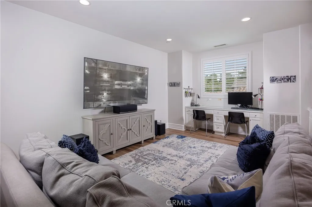 4 Drackert, Ladera Ranch, California 92694 home-pic-19
