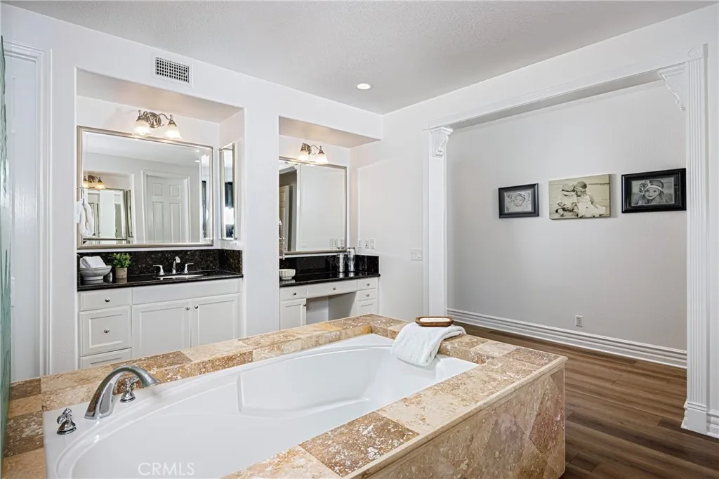4 Drackert, Ladera Ranch, California 92694 home-pic-15