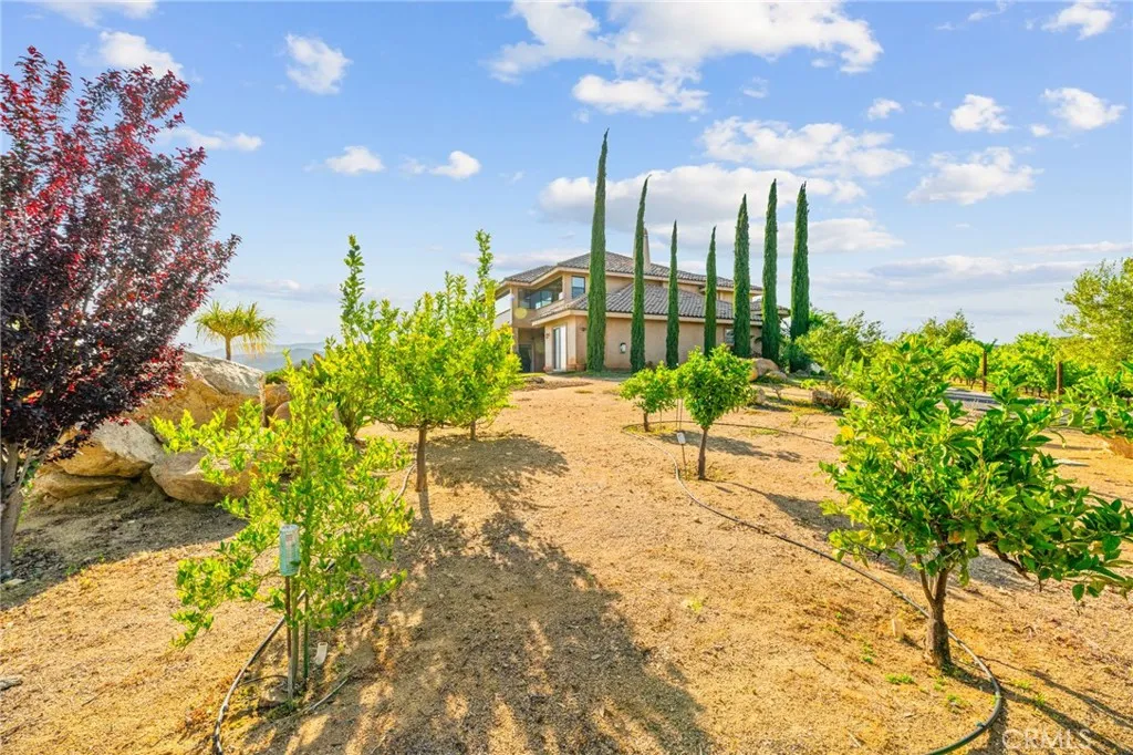 37654 Calle De Lobo, Murrieta, California 92562 home-pic-55