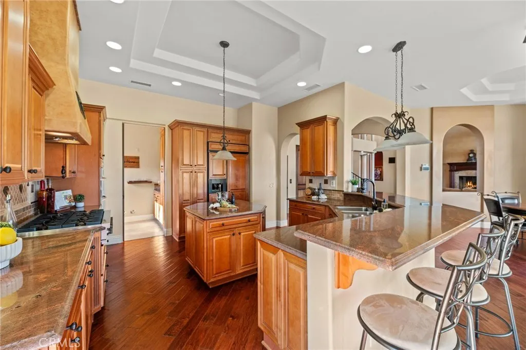 37654 Calle De Lobo, Murrieta, California 92562 home-pic-22