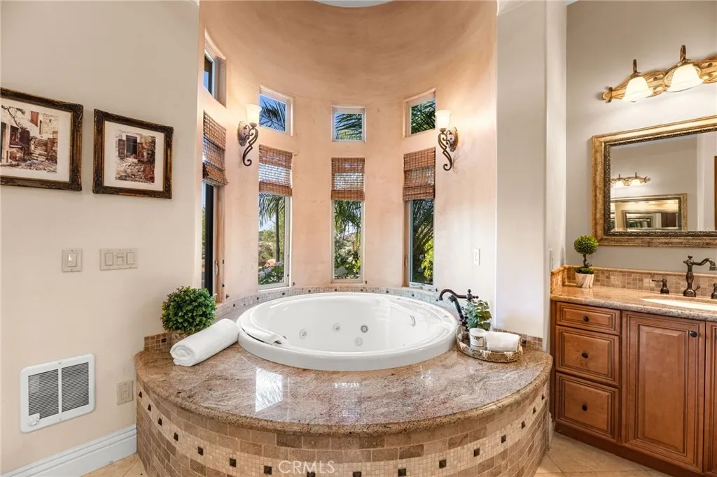 37654 Calle De Lobo, Murrieta, California 92562 home-pic-33
