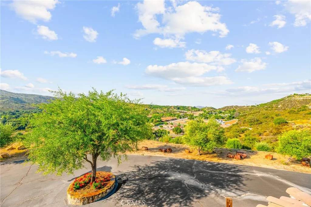 37654 Calle De Lobo, Murrieta, California 92562 home-pic-41