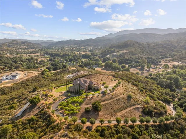 37654 Calle De Lobo, Murrieta, California 92562