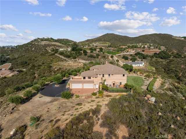 37654 Calle De Lobo, Murrieta, California 92562