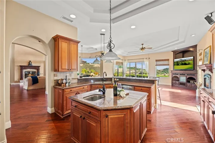 37654 Calle De Lobo, Murrieta, California 92562