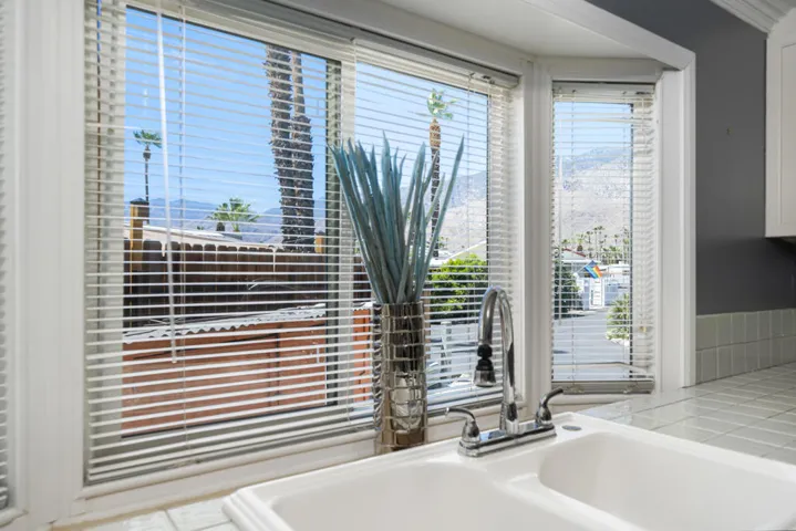 21-print-JBLogenita_OPMG_0725_021