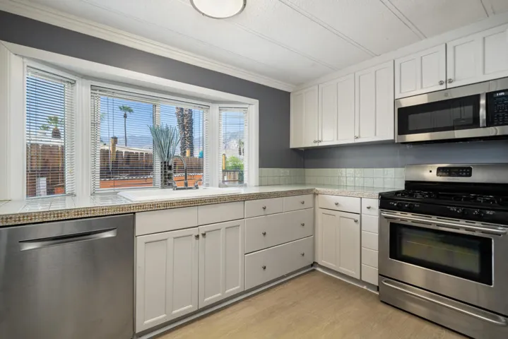 20-print-JBLogenita_OPMG_0725_020