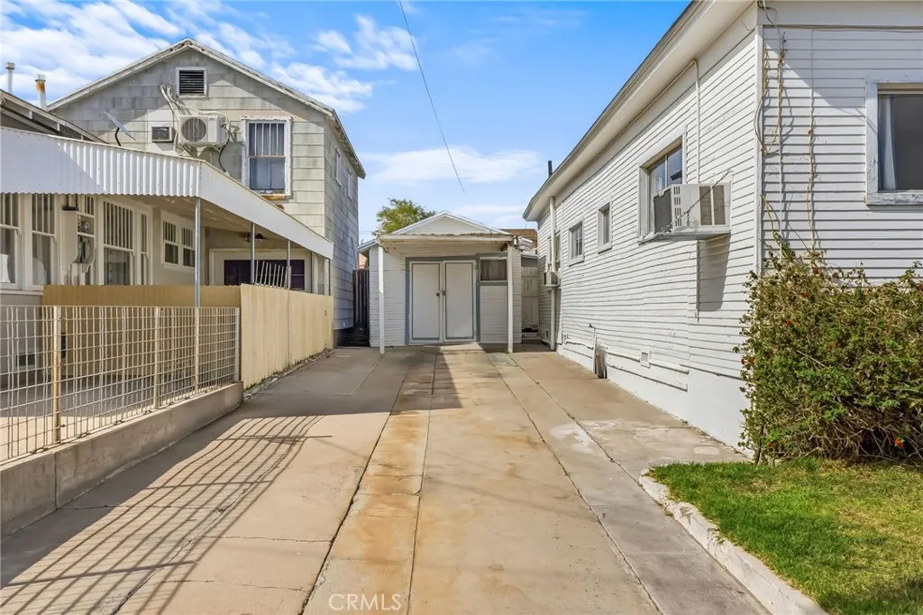 516 Palm Way, Needles, California 92363 home-pic-8