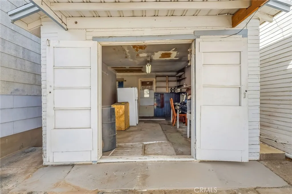 516 Palm Way, Needles, California 92363 home-pic-35