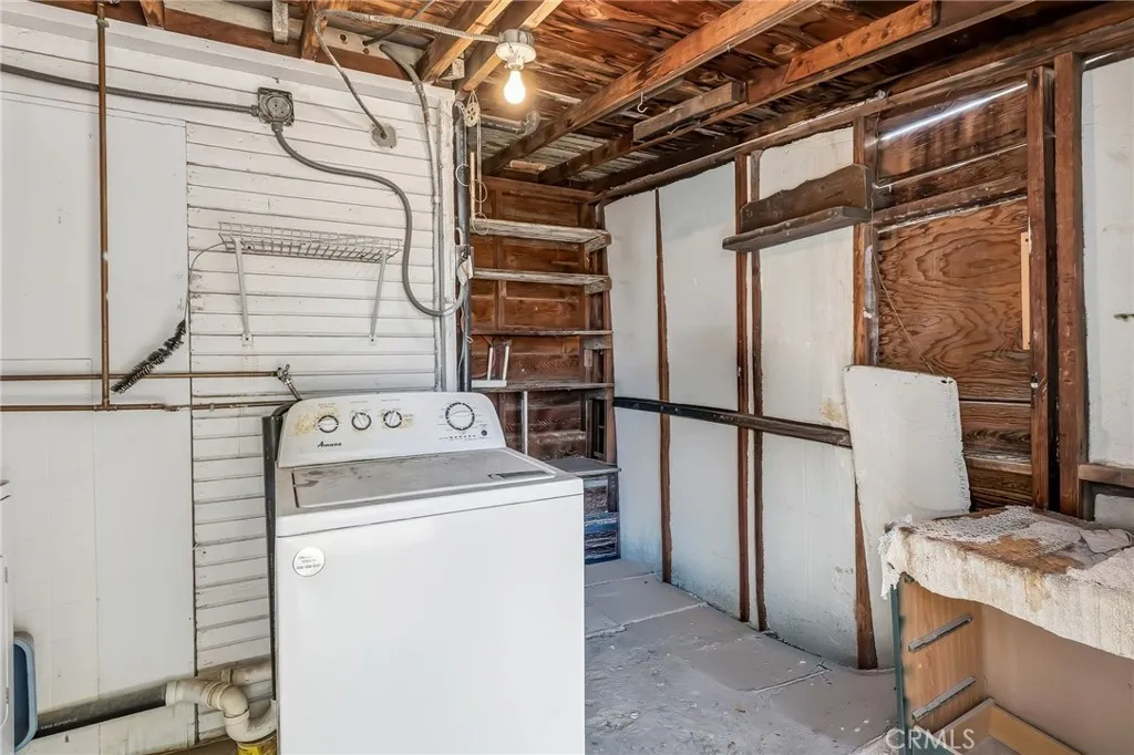 516 Palm Way, Needles, California 92363 home-pic-33