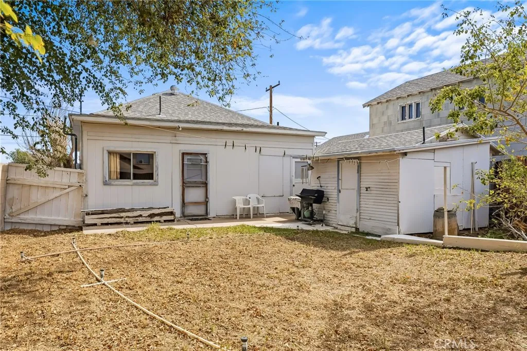 516 Palm Way, Needles, California 92363 home-pic-32