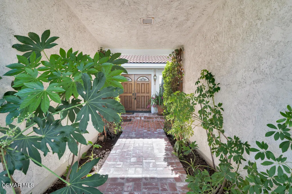 684 Triunfo Canyon Road, Westlake Village, California 91361 home-pic-5