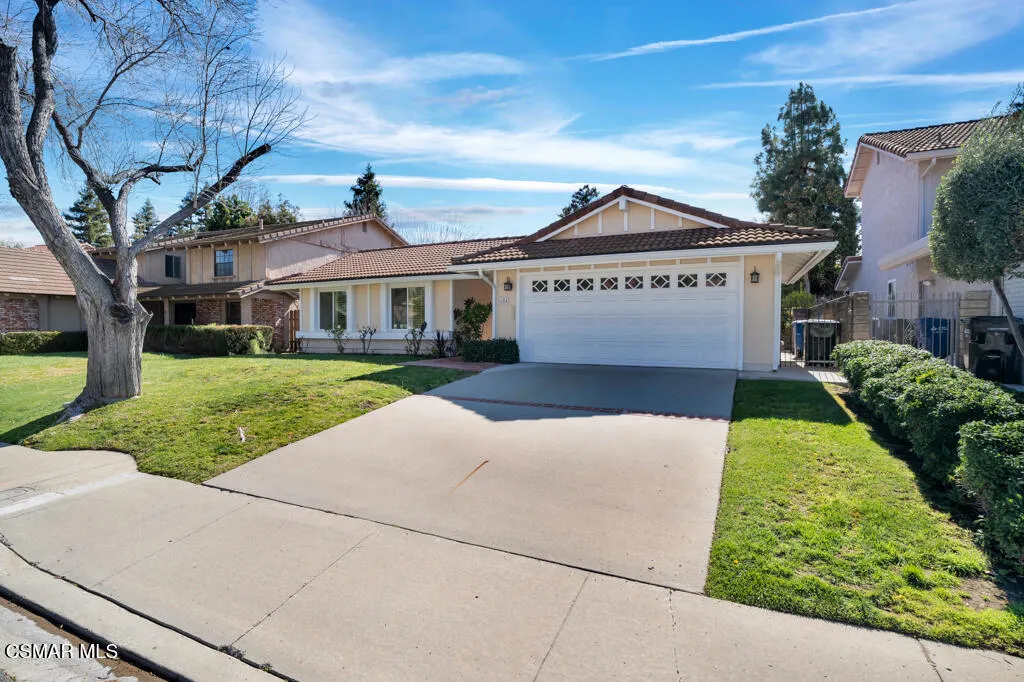 684 Triunfo Canyon Road, Westlake Village, California 91361 home-pic-2