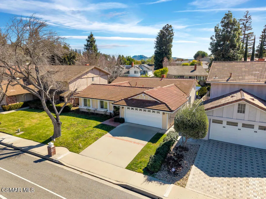 684 Triunfo Canyon Road, Westlake Village, California 91361 home-pic-3