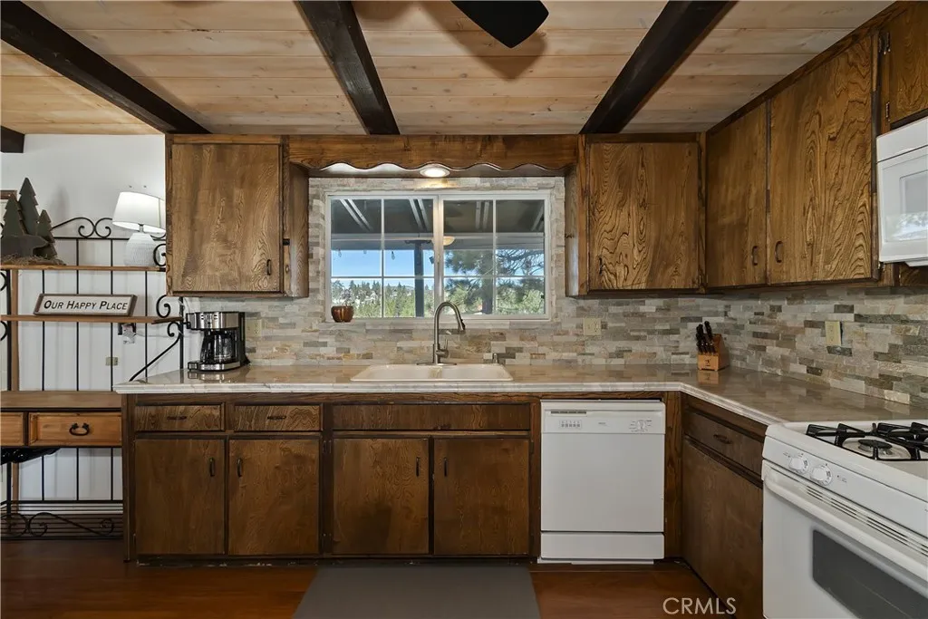 43291 Shasta, Big Bear Lake, California 92315 home-pic-16