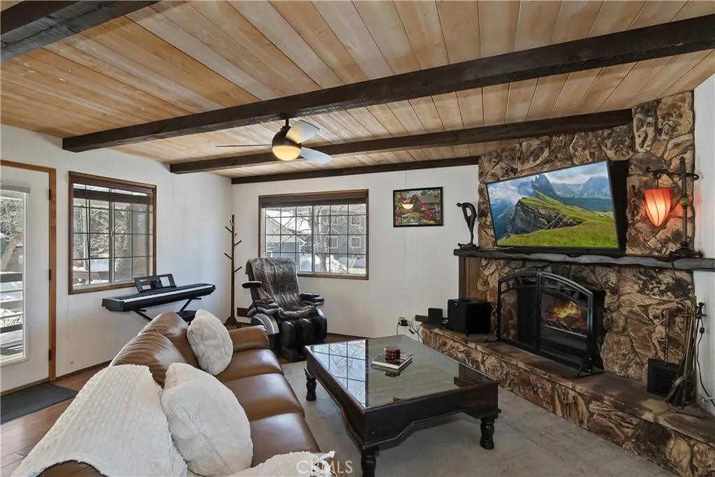 43291 Shasta, Big Bear Lake, California 92315 home-pic-9