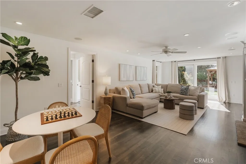 18162 Stratford Circle, Villa Park, California 92861 home-pic-25