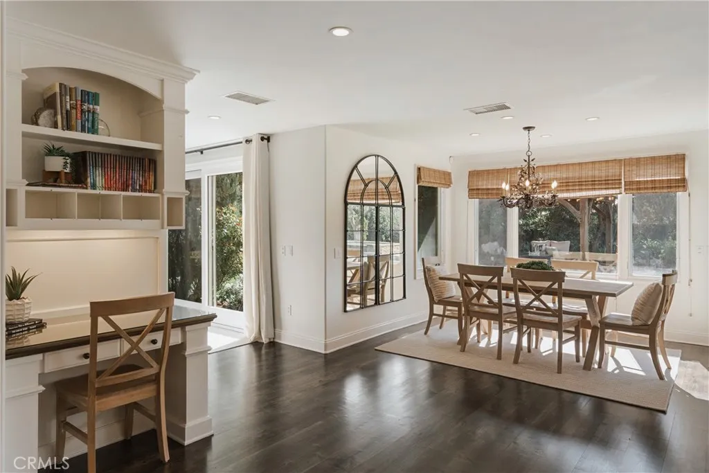 18162 Stratford Circle, Villa Park, California 92861 home-pic-21