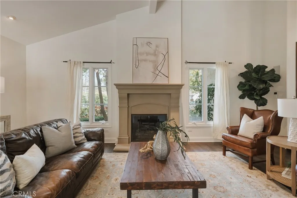 18162 Stratford Circle, Villa Park, California 92861 home-pic-7