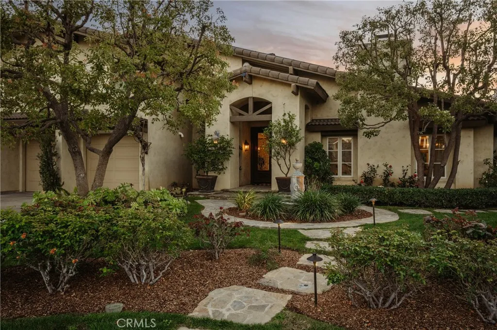 18162 Stratford Circle, Villa Park, California 92861 home-pic-2