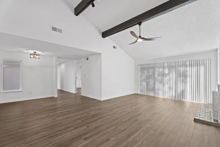 Den/Family/Great Room