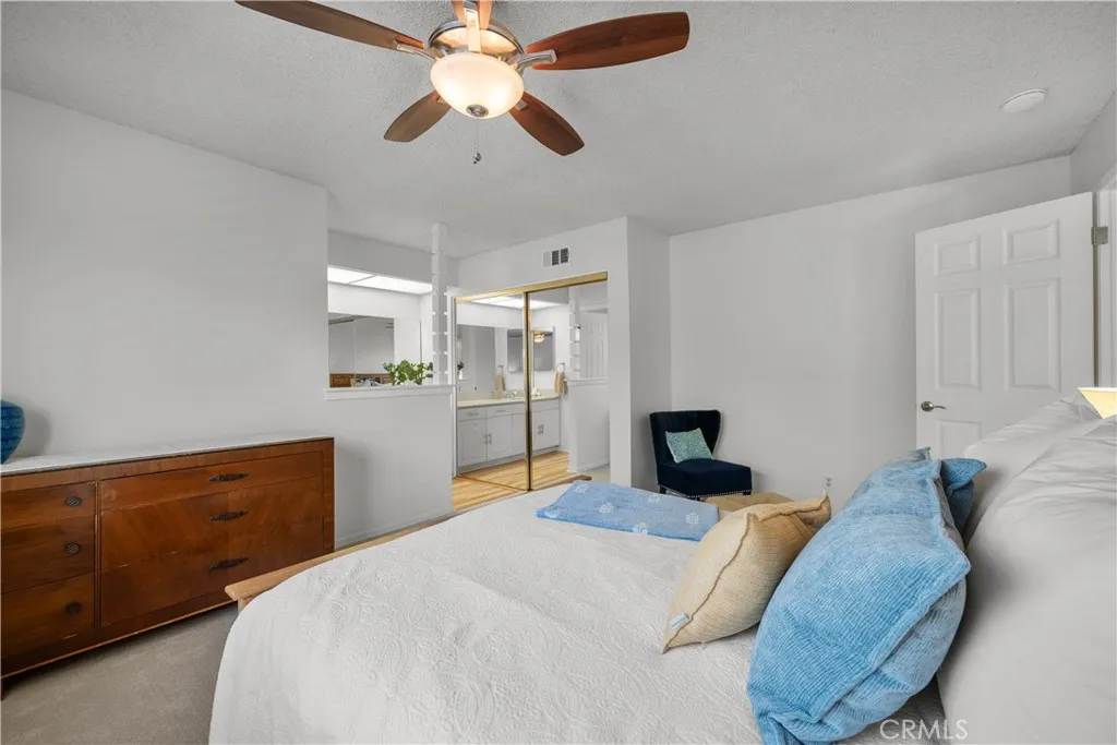 27939 Honeycomb, Saugus, California 91350 home-pic-23