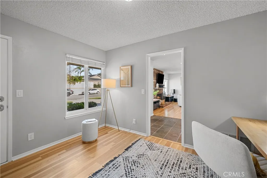 27939 Honeycomb, Saugus, California 91350 home-pic-20