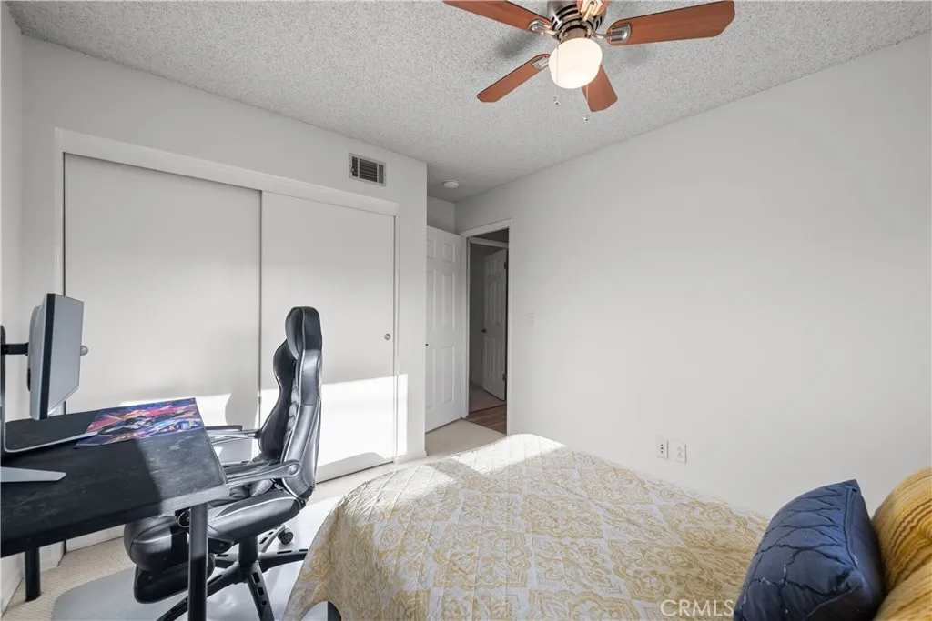 27939 Honeycomb, Saugus, California 91350 home-pic-28