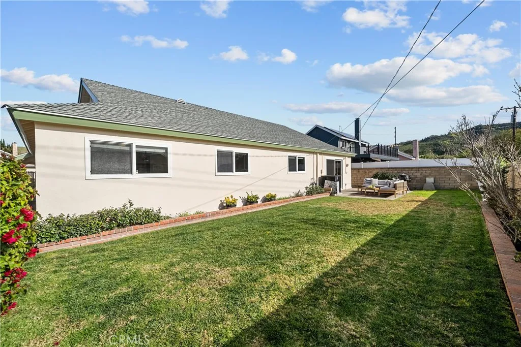 27939 Honeycomb, Saugus, California 91350 home-pic-35