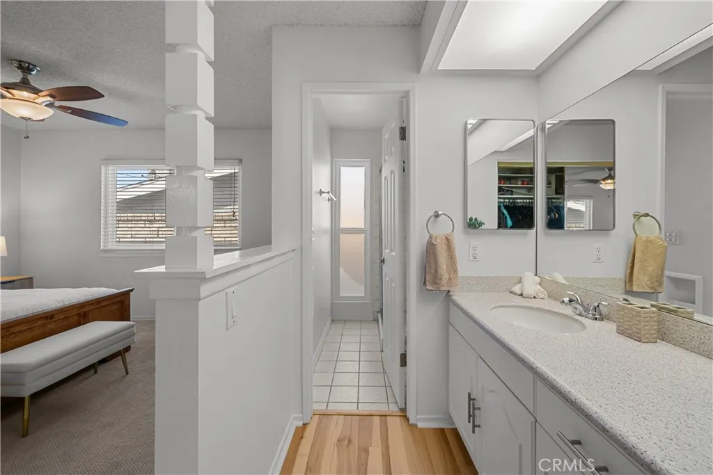 27939 Honeycomb, Saugus, California 91350 home-pic-24