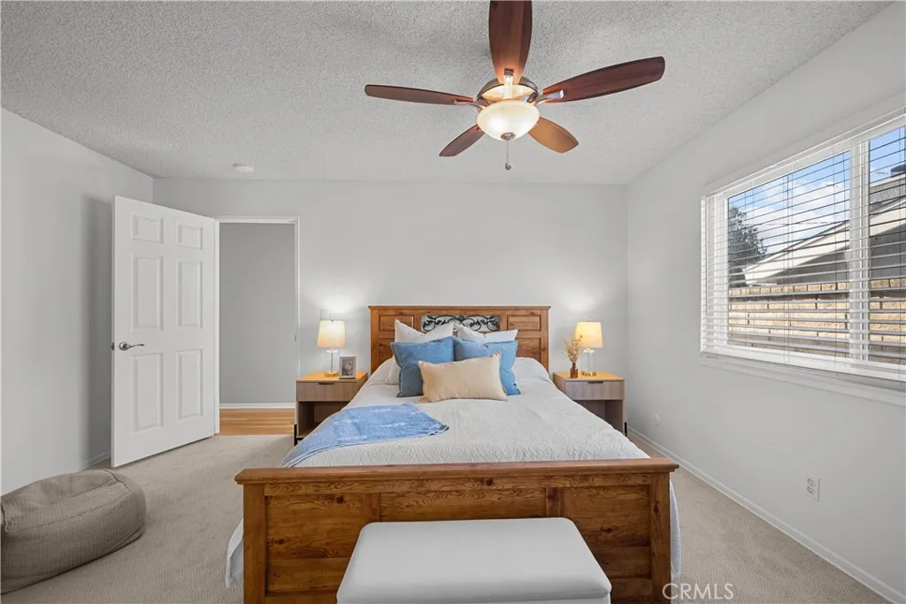 27939 Honeycomb, Saugus, California 91350 home-pic-22