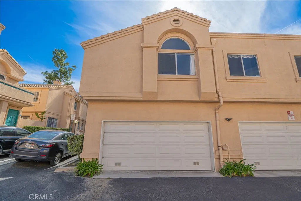 18834 Vista Del Canon, Newhall, California 91321 home-pic-2