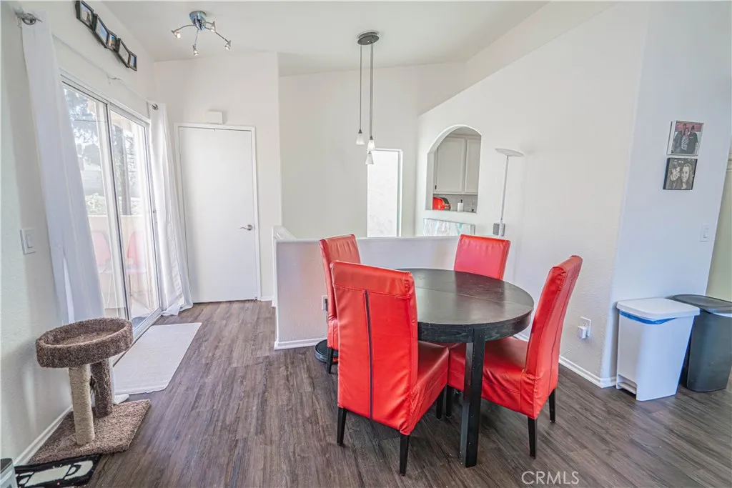 18834 Vista Del Canon, Newhall, California 91321 home-pic-16
