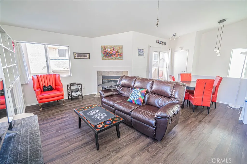 18834 Vista Del Canon, Newhall, California 91321 home-pic-6